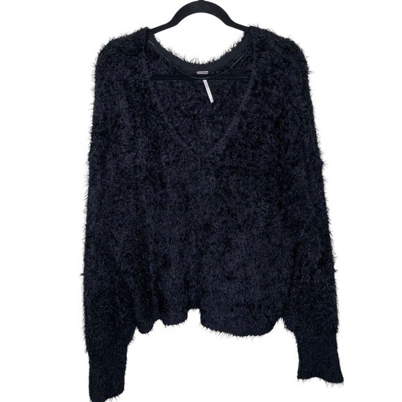 Free People Icing Pullover Fuzzy V-Neck Sweater Black Medium - Picture 6 of 16